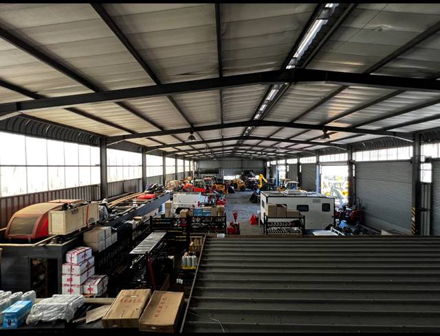 915M² WAREHOUSE TO LET IN AIRPORT INDUSTRIA